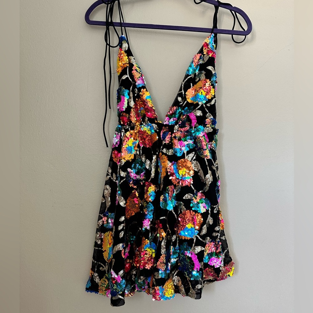 Lucy in the Sky Skylar Sequin Dress in Black Multicolor